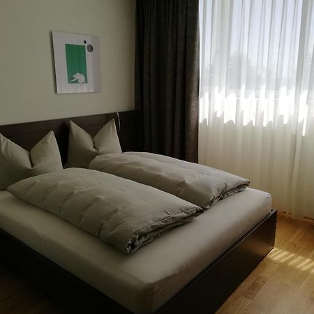 Jaegermayrhof Hotel Linz Room photo